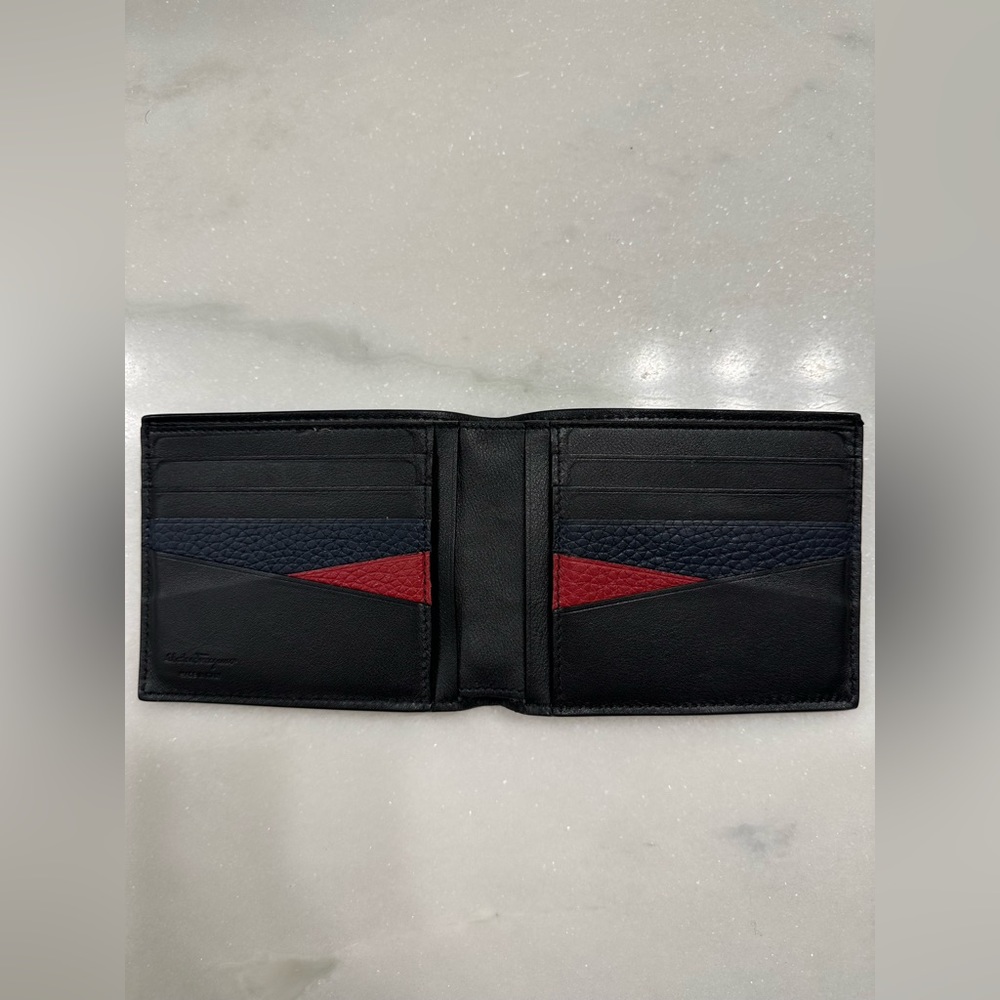 Men’s Ferragamo Bi-fold wallet